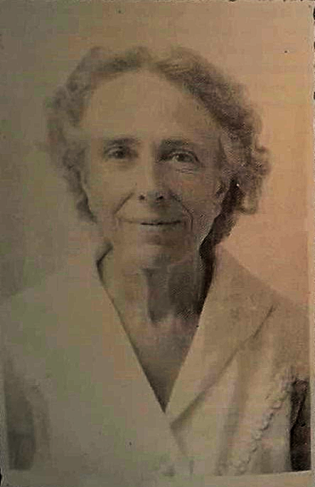 portrait of Dorothea HUghes Simmons